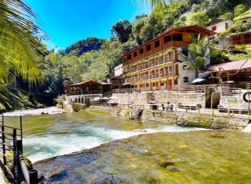 Excursión termales del Espíritu Santo
