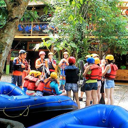 Río Claro de Aventura - Rafting