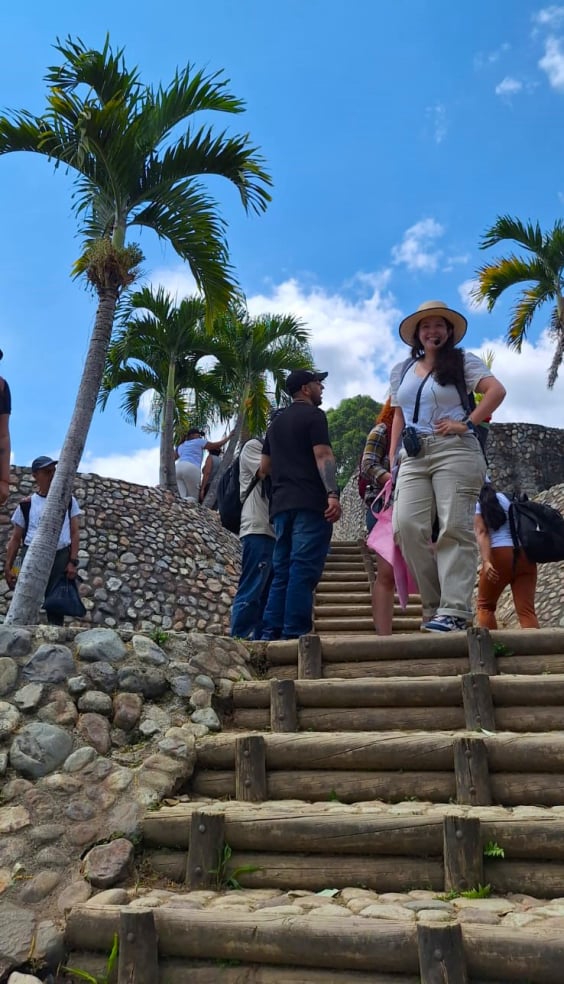 Tour a Machu Picchu Betania con viajes de Pueblo en Pueblo
